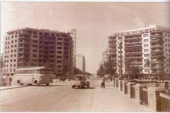 Año 1960. Tráfico en la Plaza de Cuba.